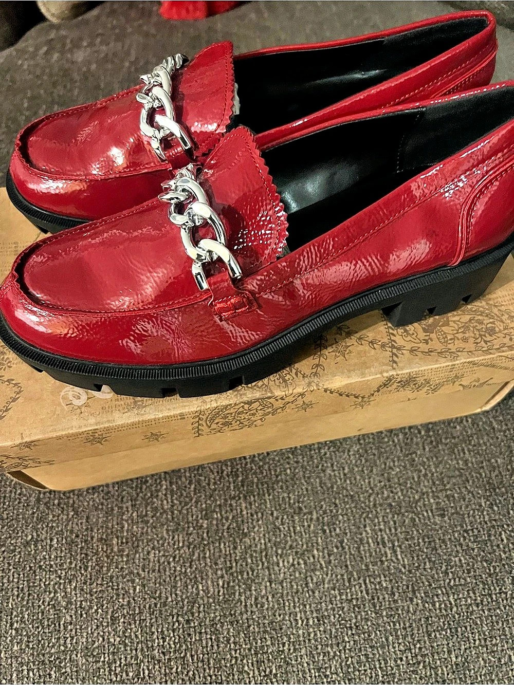 ARC FISHER Chain Loafers in Red Like New
